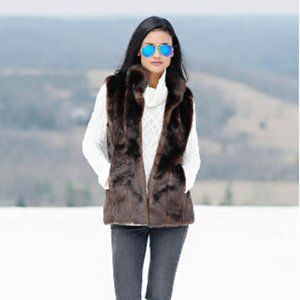 Donna Salyer Fabulous Furs, Sable Faux Fur Hook Vest, Size XS NWT